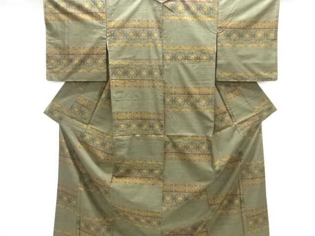 横段に華紋織り出し本場泥大島紬着物(5マルキ)